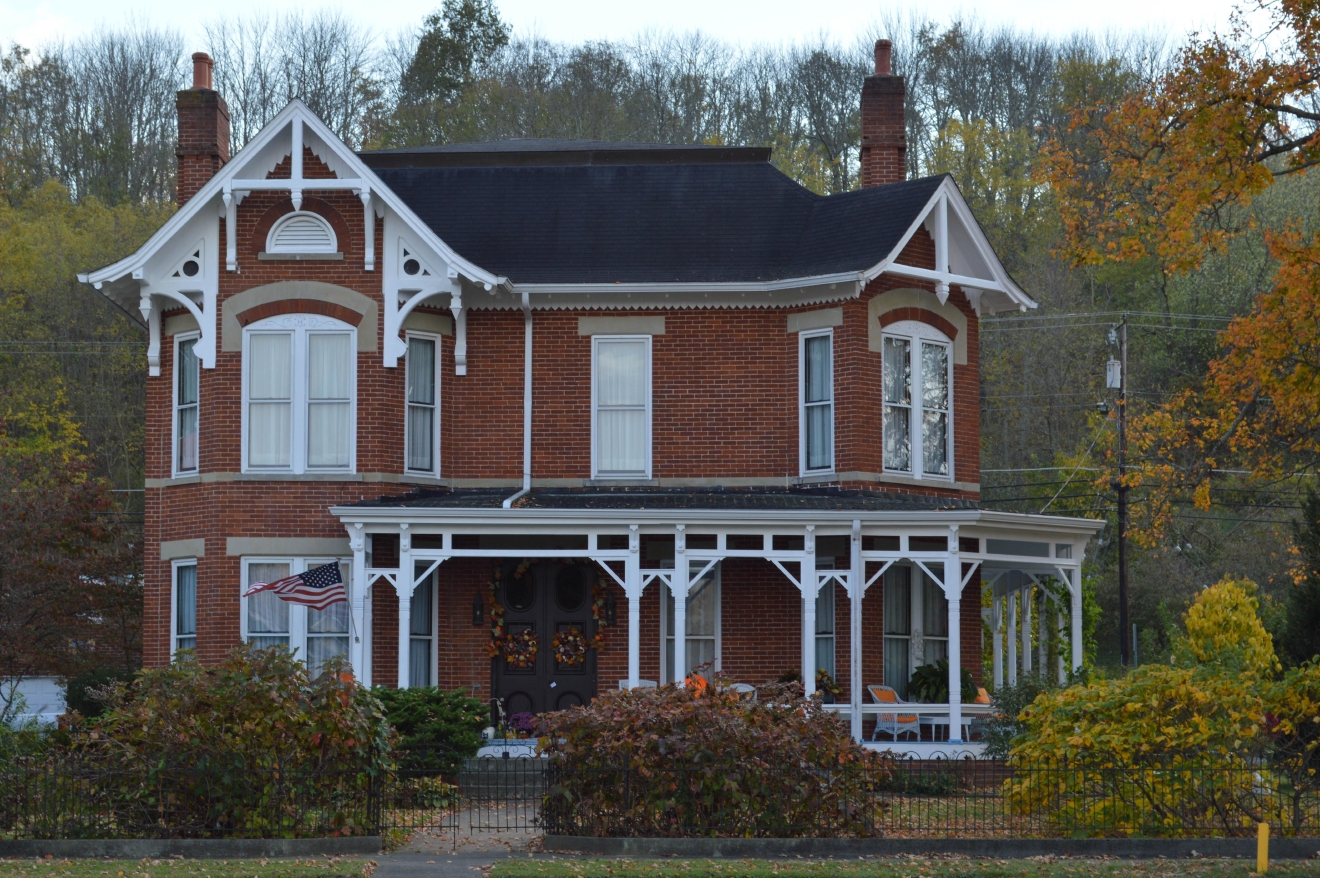 A Photo Tour Through The Clooney Hometown Of Augusta, Kentucky