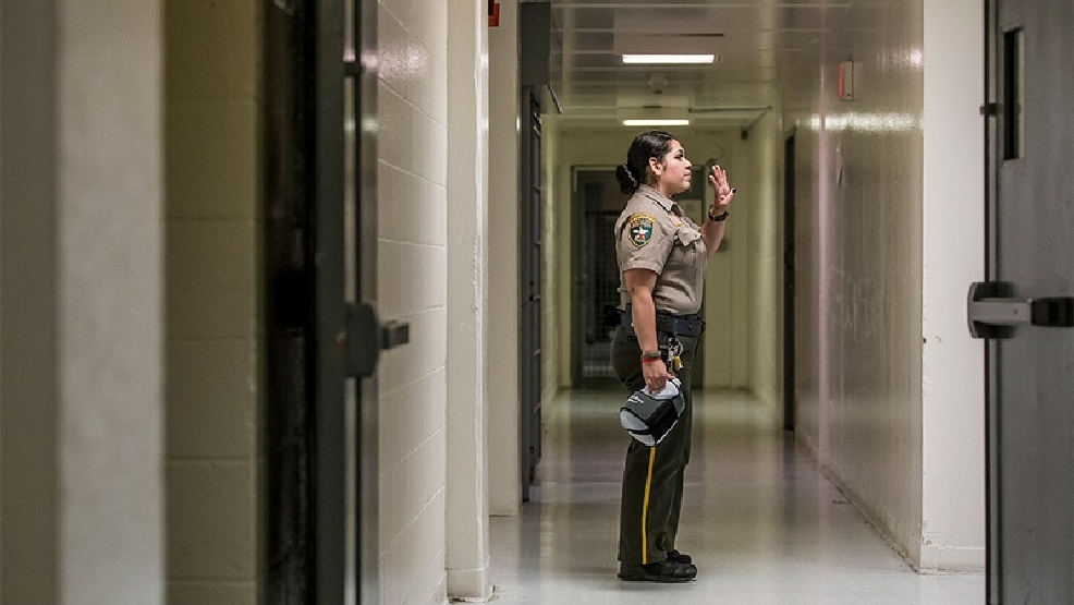 Federal deportation policy depends on sheriffs, local jails to detain