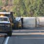 Traffic jam: Semi hauling fresh grapes crashes on I-5 in Oregon
