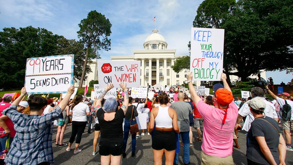Abortion Alabama AP19139784464672.jpg