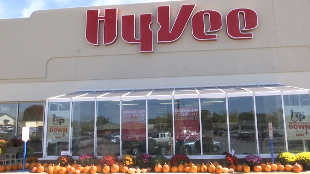 HyVee is offering drivethru flu vaccinations to help battle COVID19