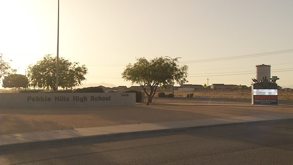 2 Pebble Hills High student injured after crash in far east El Paso KDBC