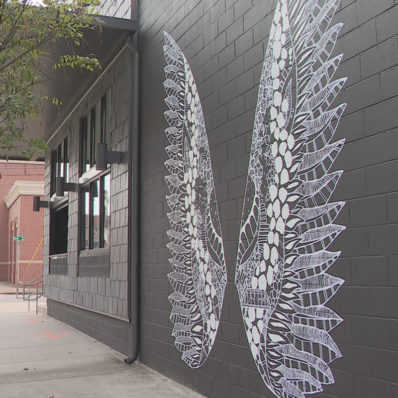 Nashville Artist Brings Popular Erfly Wing Mural To Tanooga S Southside Wtvc - Nashville Wall Art Wings Nashville Artist Brings Popular Erfly Wing Mural To Tanooga S Southside Wtvc - Nashville Wall Art Wings