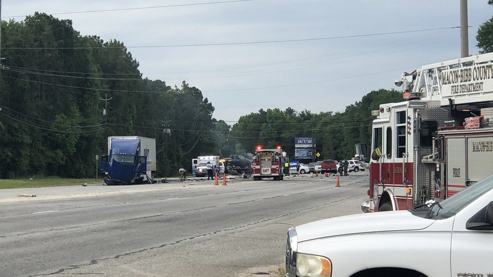 Car burst into flames after accident in Macon, 3 sent to hospital | WGXA