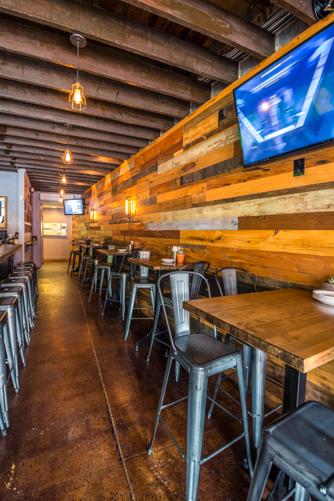 Delwood's Kitchen Serves Pub Food With Latin American Flavor Cincinnati Refined