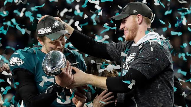 Fox sorry for depicting praying NFL players in protest story