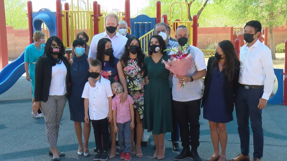 Booker Elementary teacher honored as National Teacher of the Year KSNV