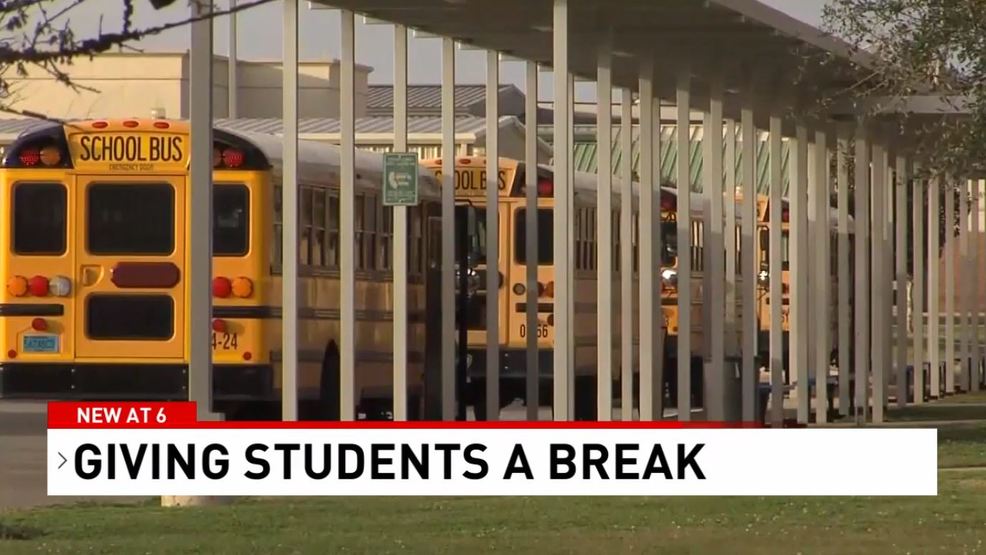 Extended summer break proposed for Alabama schools WPMI