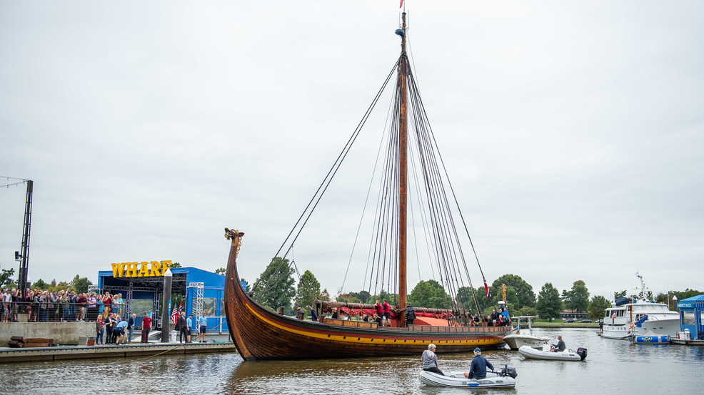 the-world-s-largest-viking-ship-has-docked-at-the-wharf-dc-refined