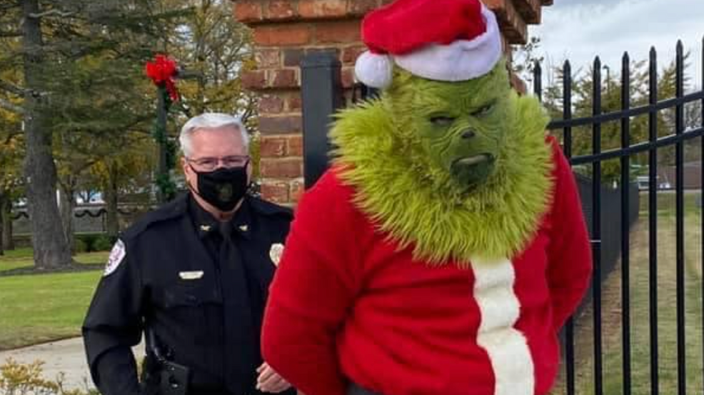 Grinch Arrested In South Carolina Town For Trying To Steal Christmas | WTVX