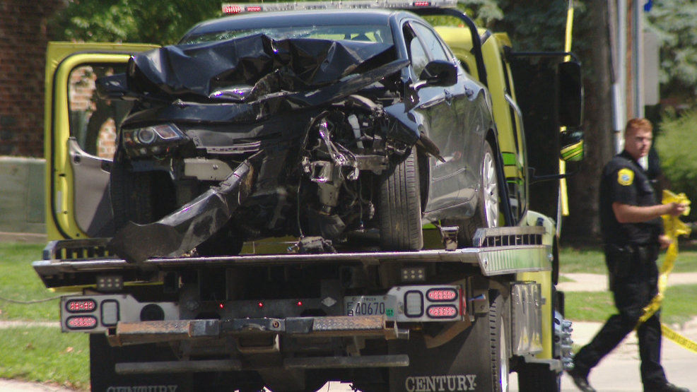 Green Bay Police 1 person injured after crash WLUK