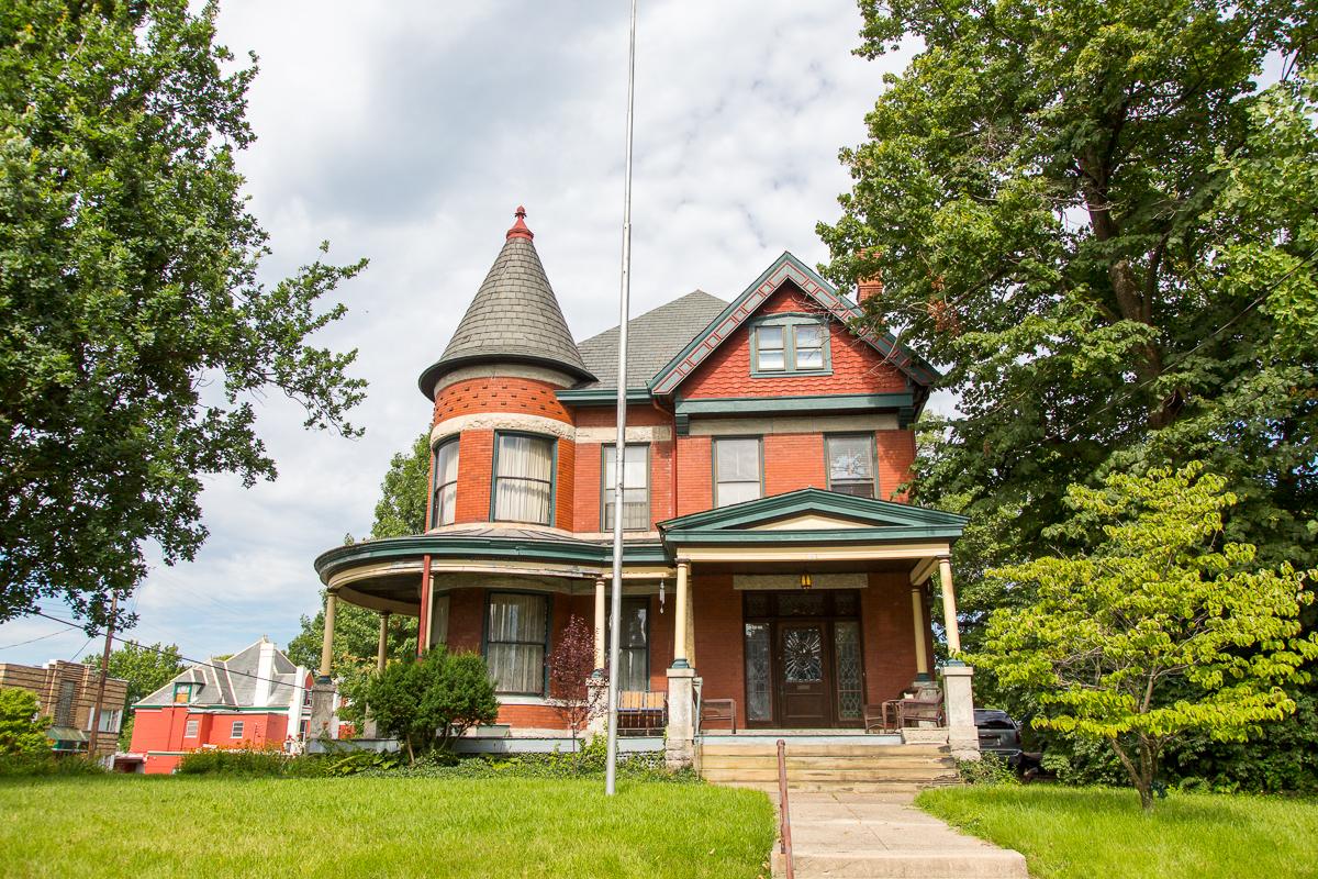 Photo Tour The Homes of Price Hill Cincinnati Refined