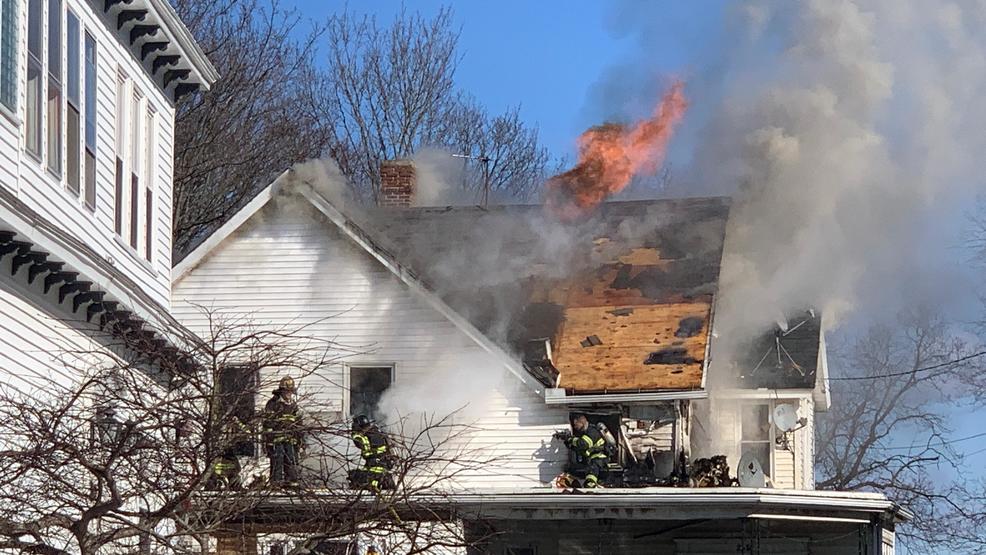 Police rescue woman, baby from Cumberland house fire WJAR
