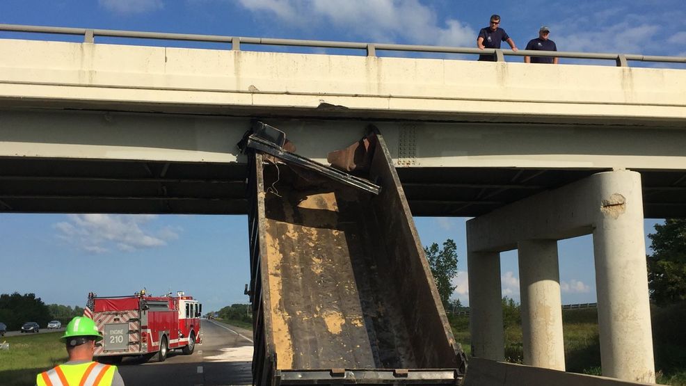 US33 westbound closes in Union County while crews remove stuck dump