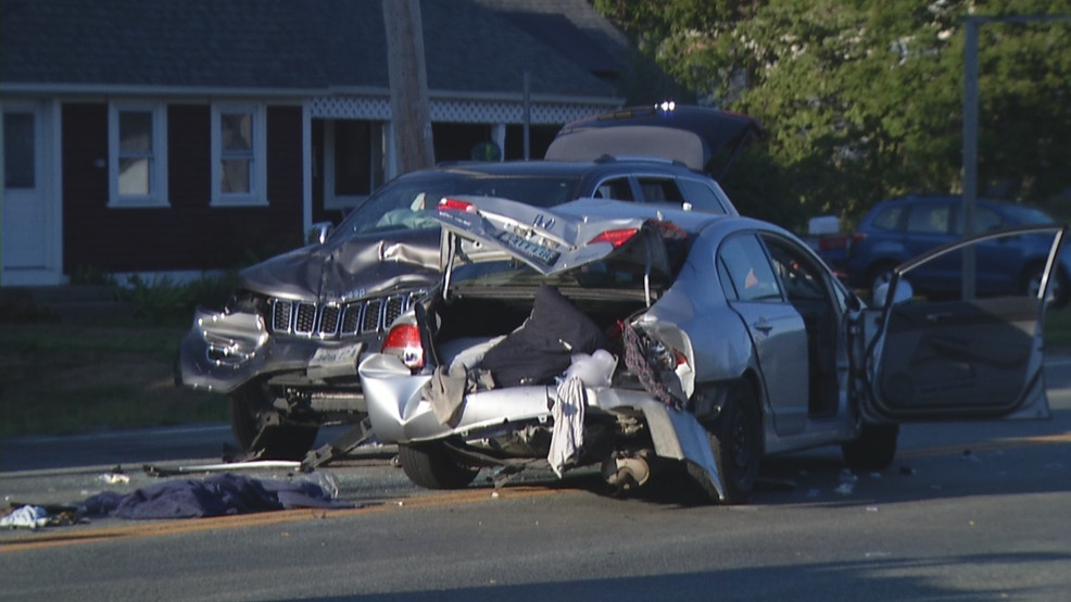Coventry crash sends 2 to hospital with serious injuries WJAR