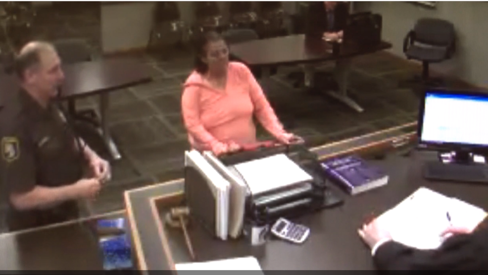 Woman charged for drunk driving shows up to court sentencing impaired